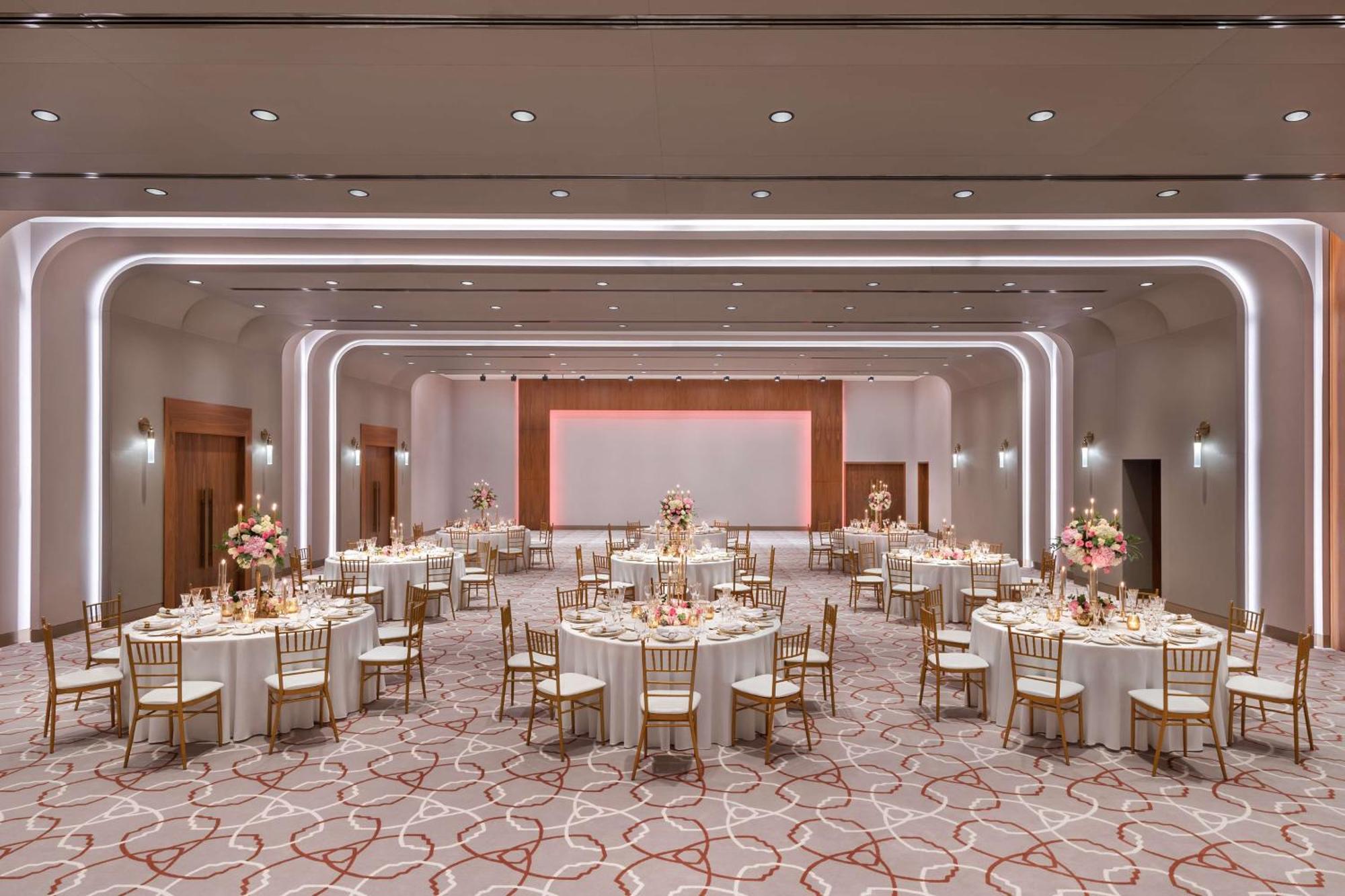 The Wb Abu Dhabi, Curio Collection By Hilton酒店 外观 照片